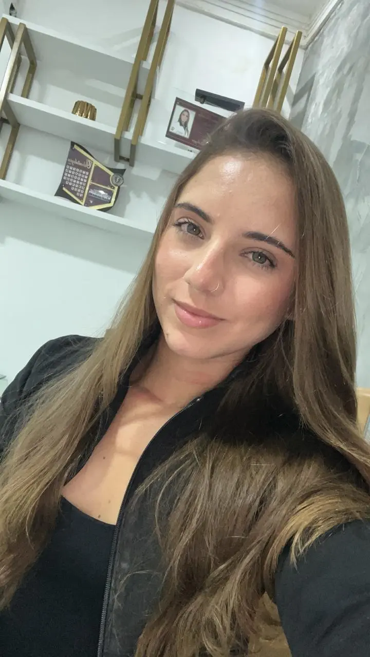 Dra. Luana Karoline - Dentista Especialista em Mossoró